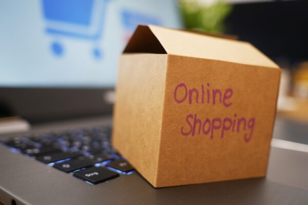 U.S. Online Grocery Sales Surge to $9.7B in March, Marking 21% Year Over Year Growth